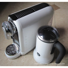 Machines à café expresso de type italien avec mousseur à lait